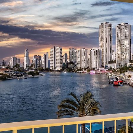 Amazing Water Views Surfers Paradise Gold Coast Exterior photo