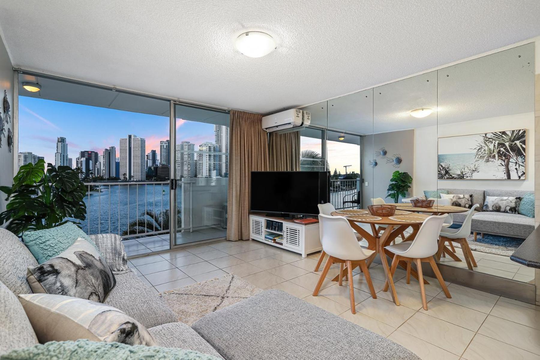 Amazing Water Views Surfers Paradise Gold Coast Exterior photo