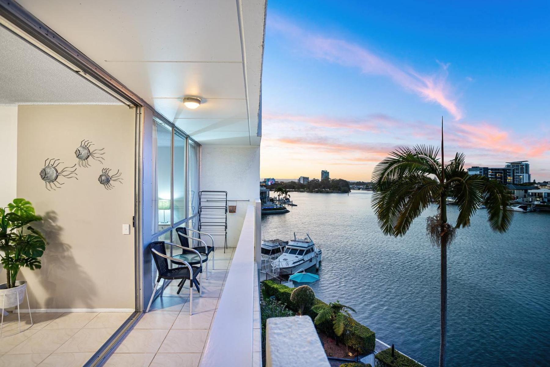 Amazing Water Views Surfers Paradise Gold Coast Exterior photo